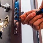 Factors To Take Consider When Selecting A Locksmith